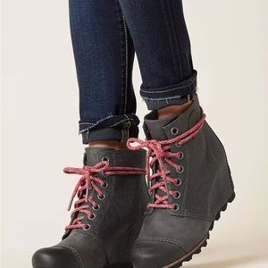 SOREL Joan of Arctic Wedges